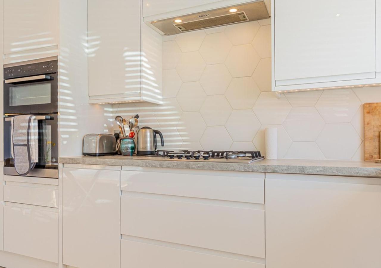 Modern 2 Bd W/ Garden In The Heart Of Tetbury! Villa Exteriör bild