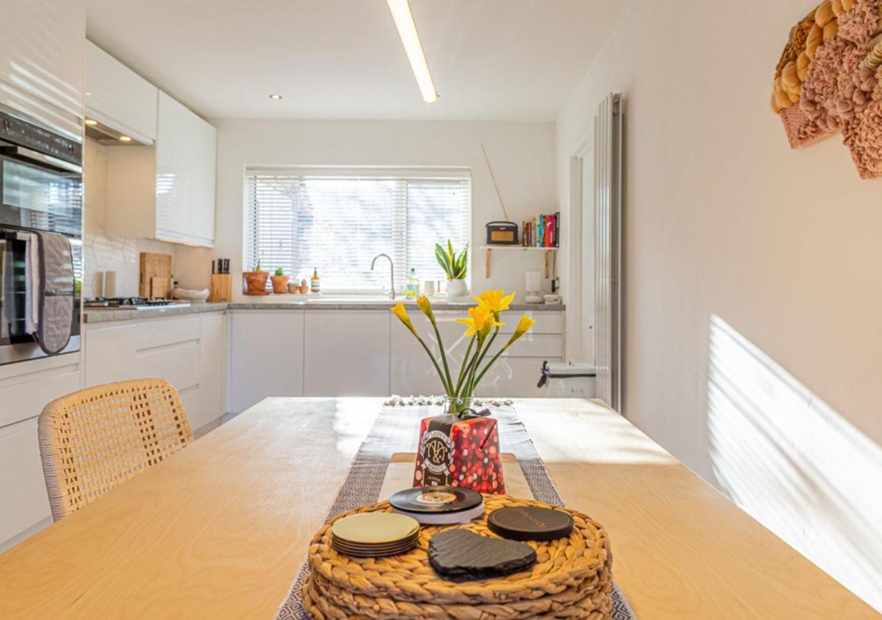 Modern 2 Bd W/ Garden In The Heart Of Tetbury! Villa Exteriör bild